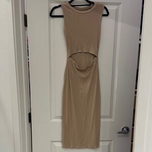 Elegant Tan Sleeveless Dress